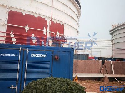 德高潔儲罐除銹爬壁機器人 開啟儲罐除銹工藝新模式，引領清潔設備研發新方向